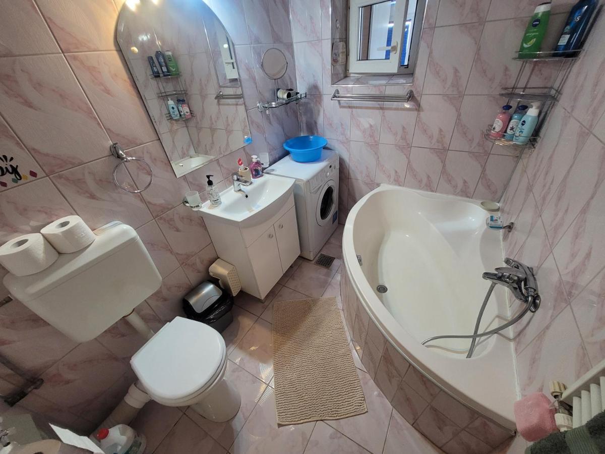 Quiet, Relaxing, Family Friendly Bucarest