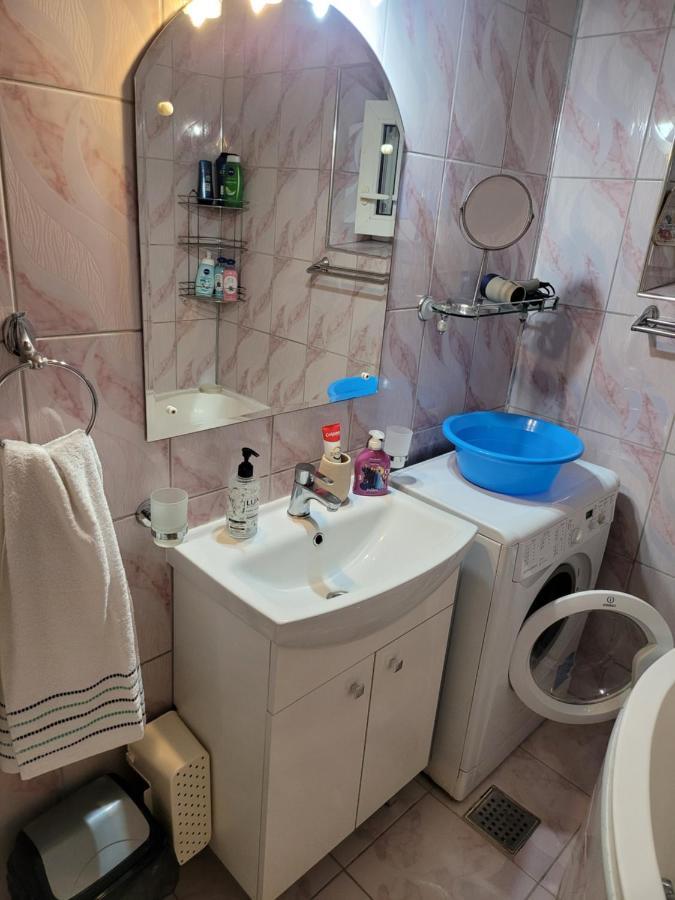 Quiet, Relaxing, Family Friendly Appartamento Bucarest