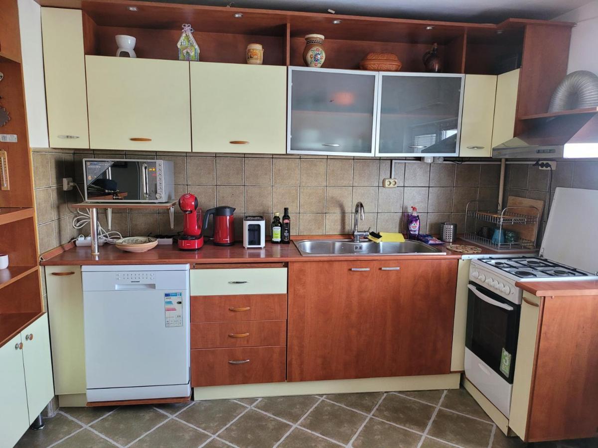 Quiet, Relaxing, Family Friendly Appartamento